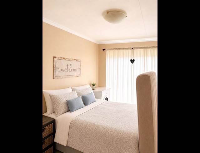 2 BEDROOM TOWNHOUSE FOR SALE IN THE REEDS